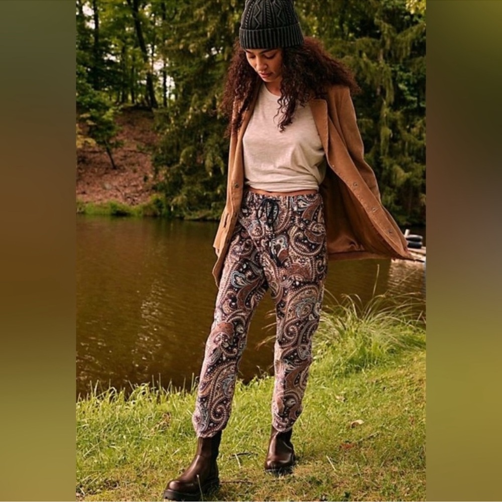 ⭐️Free People City Slouch Printed Cord Pants⭐️